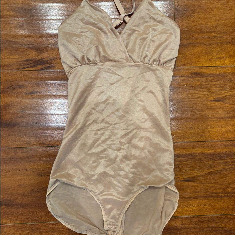 SKIMS Nude/Tan Bodysuit